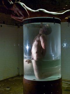 Gay BDSM Pics